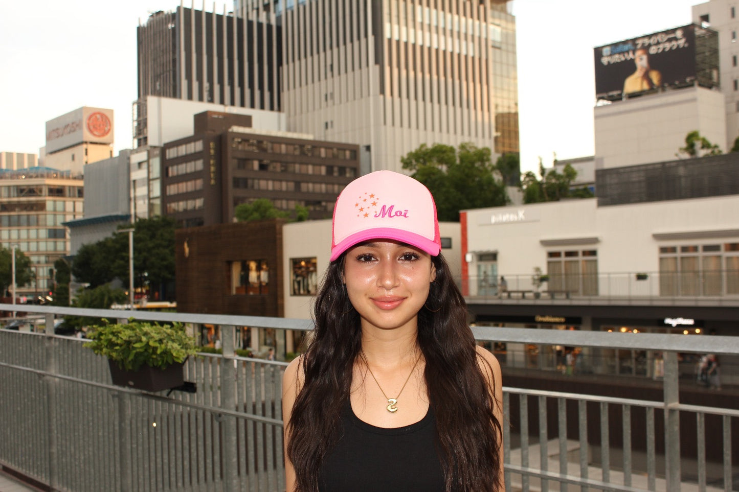 MOI BUBBLE POP TRUCKER CAP