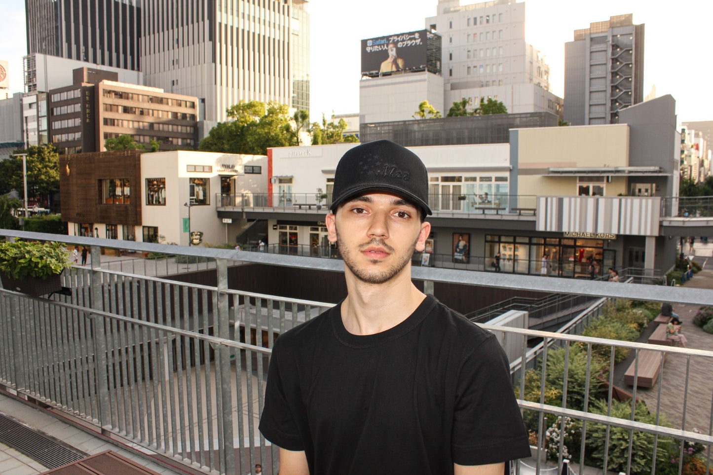 MOI MIDNIGHT TRUCKER CAP